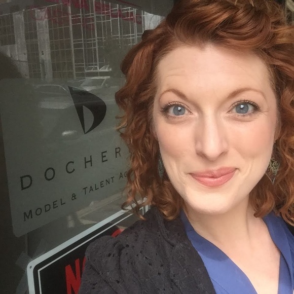 Meet your Posher, Kristin - Picture 3 of 5